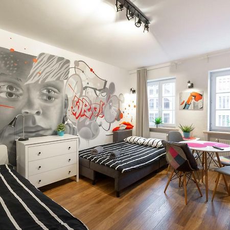 Ferienwohnung LiPsTiCk HoUsE RyNeK Breslau Exterior foto