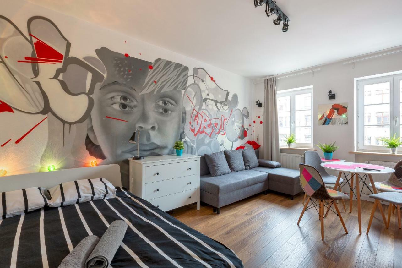Ferienwohnung LiPsTiCk HoUsE RyNeK Breslau Exterior foto